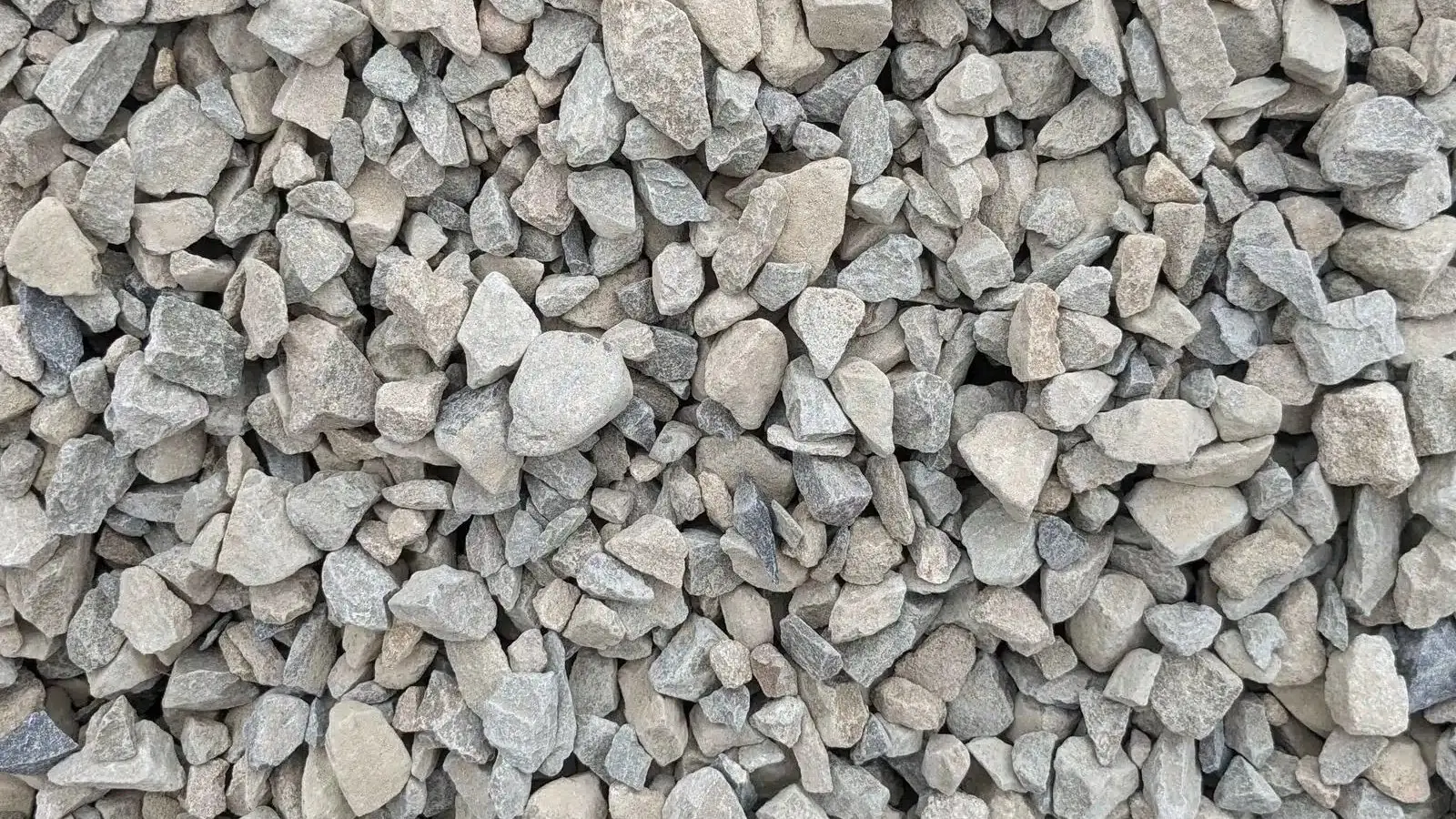 Boulders vs #57 Crushed Stone: 2026 Comparison